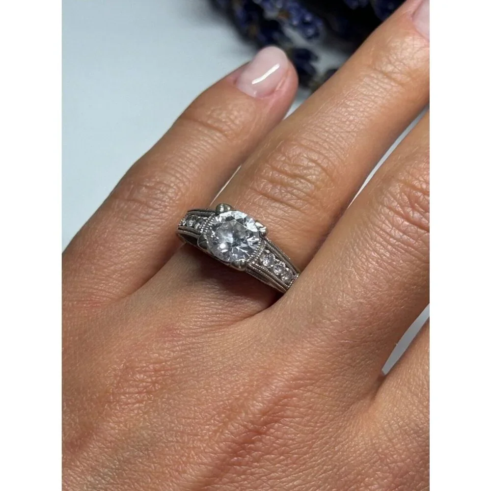 925 STERLING SILVER CZ RING SIZE 6